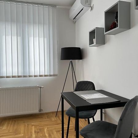 Aura Apartment Belgrad Dış mekan fotoğraf